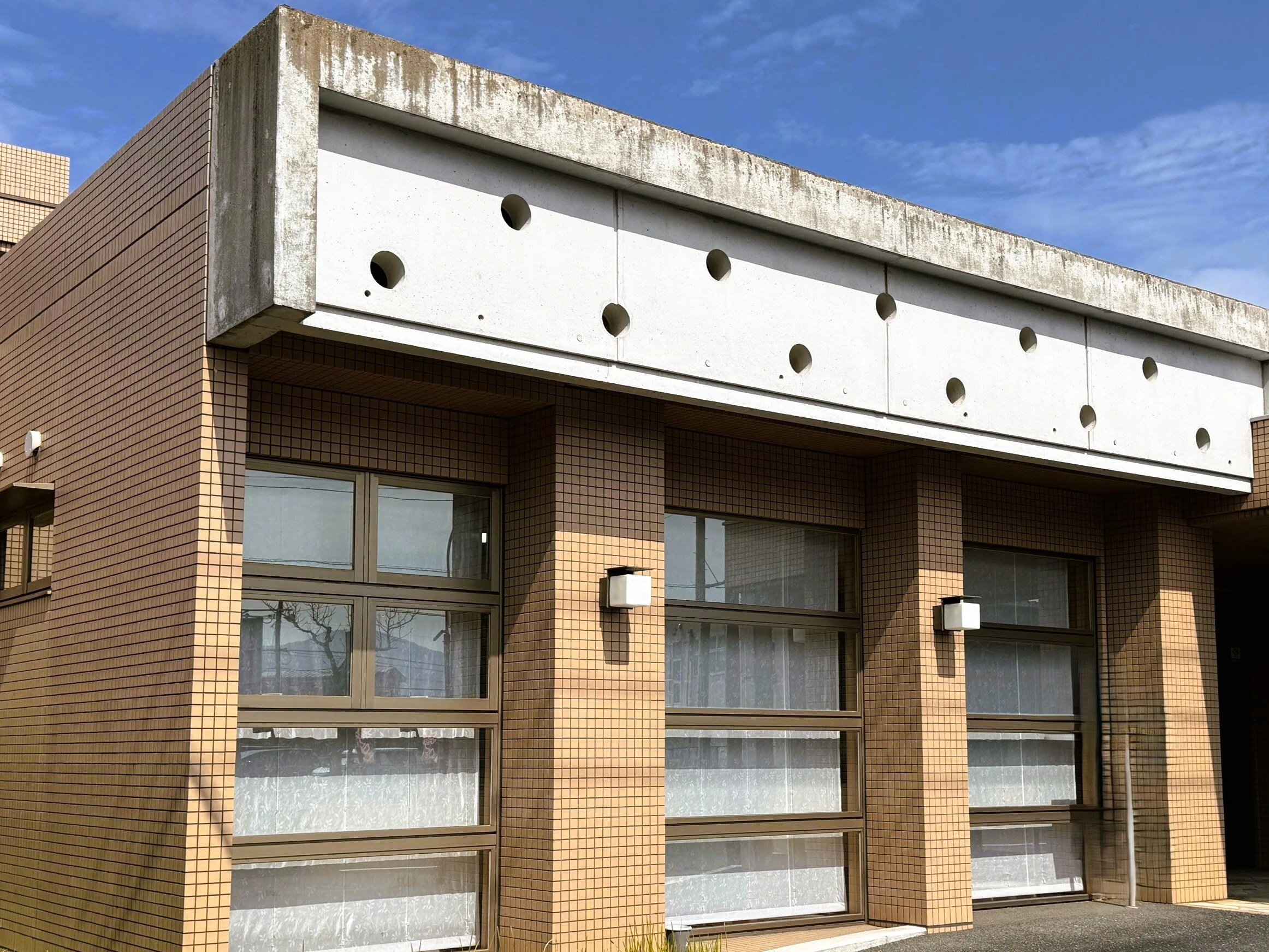 外壁塗装で魅力を引き出し、店舗リノベーションで収益を最大化！
