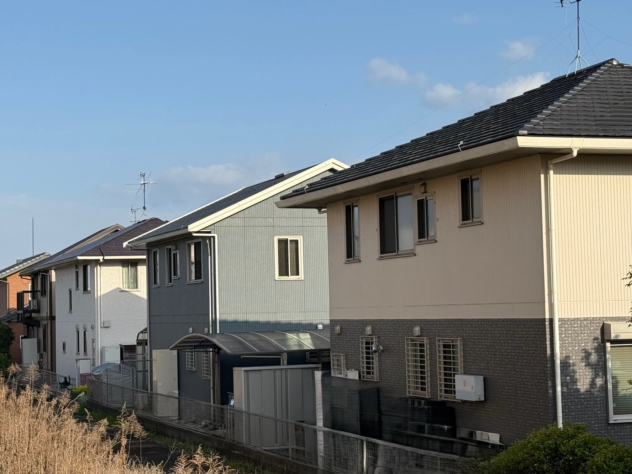 防水塗料も検討すると効果的